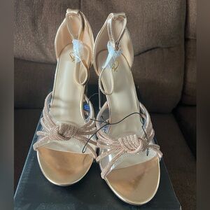 Windsor Avinay Rose Gold heels